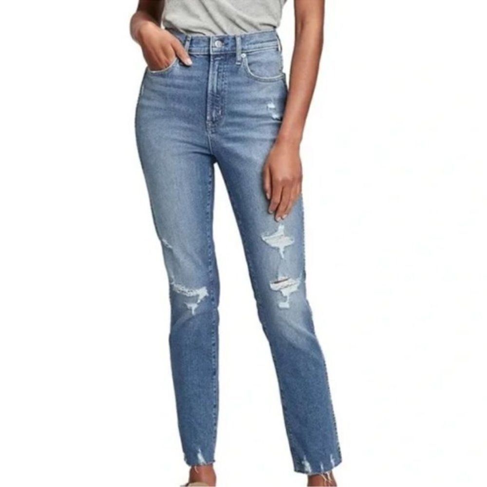NWT GAP High Rise Vintage Slim Destructed Ankle Jeans Size 8